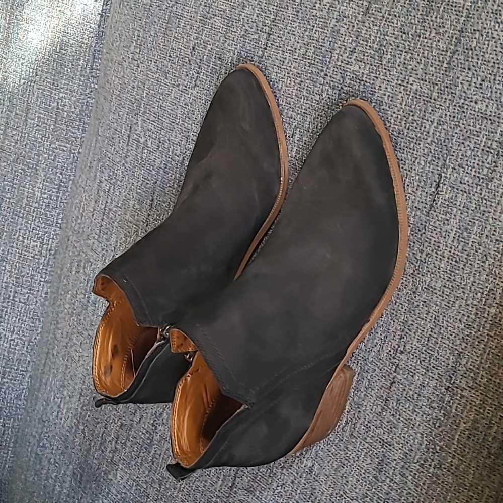 Franco Sarto ankle boots 8.5